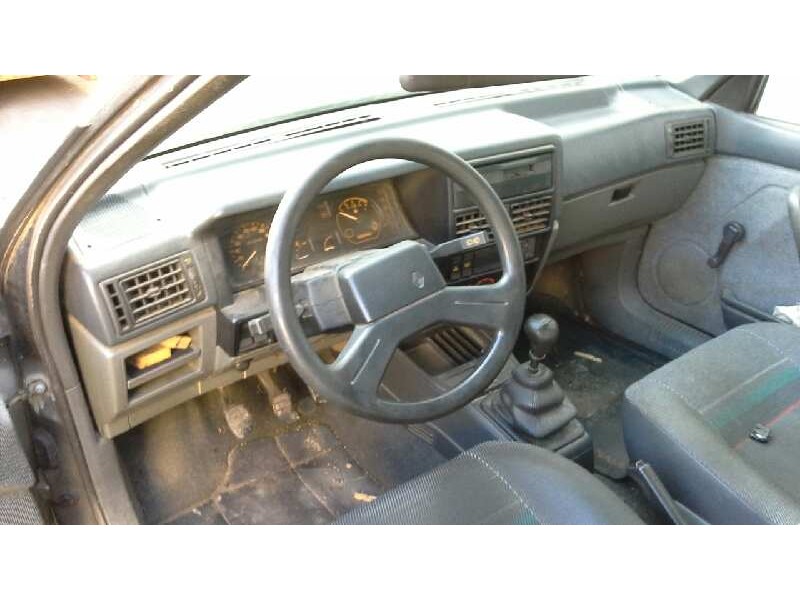 renault 19 hatchback (b/c53) del año 1988