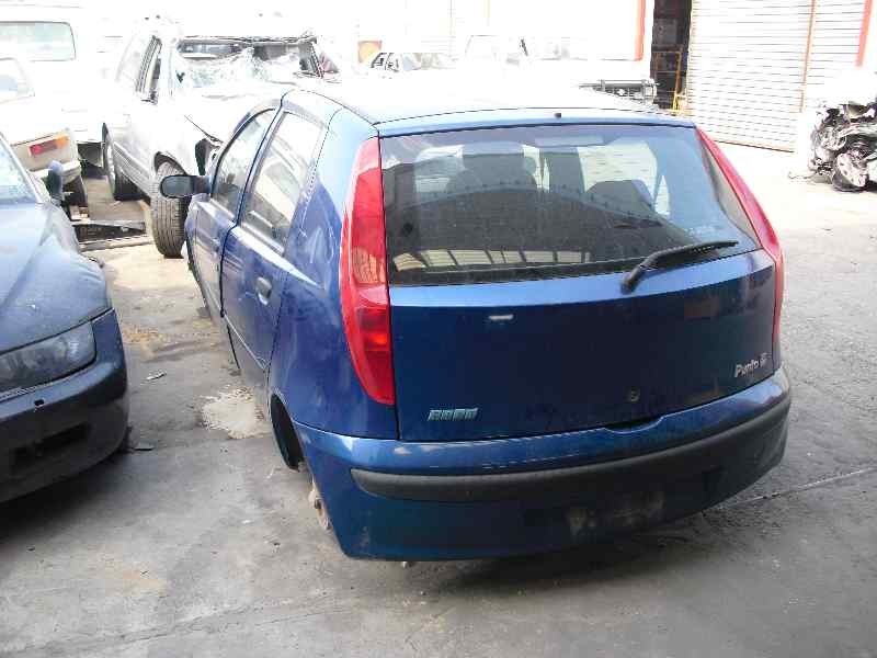 fiat punto berlina (188) del año 2000