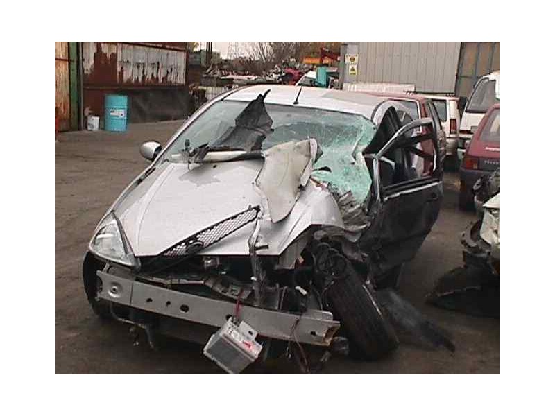 ford focus berlina (cak) del año 1998