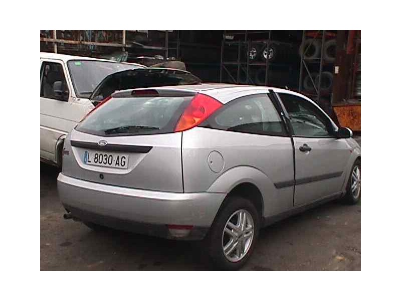 ford focus berlina (cak) del año 1998