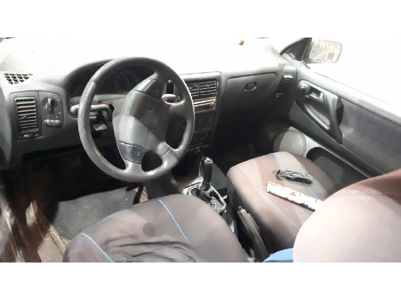 volkswagen polo berlina (6n1) del año 1998