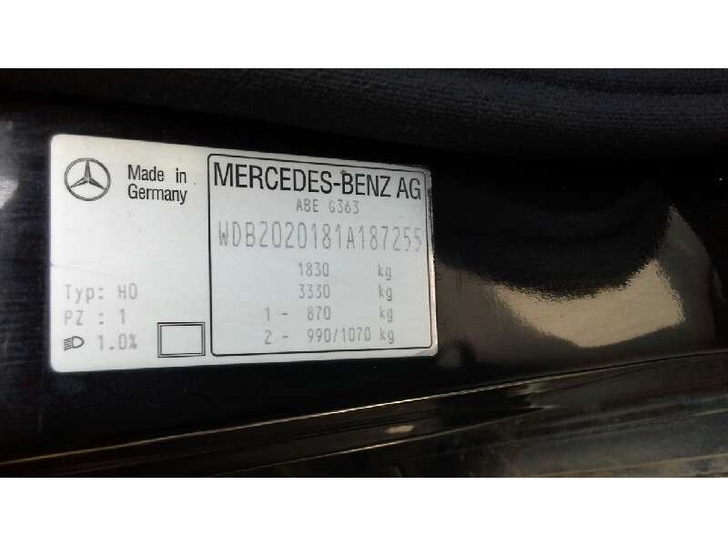 mercedes-benz clase c (w202) berlina del año 1994