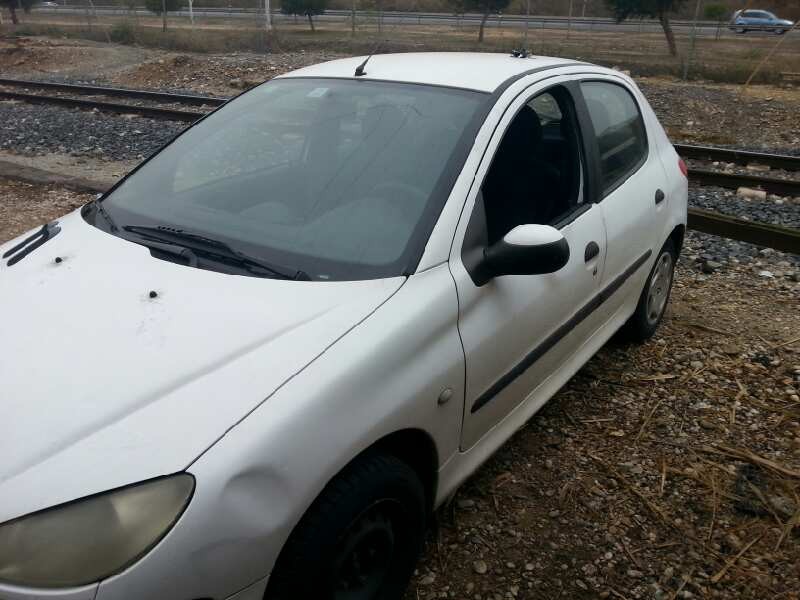 peugeot 206 berlina del año 1999