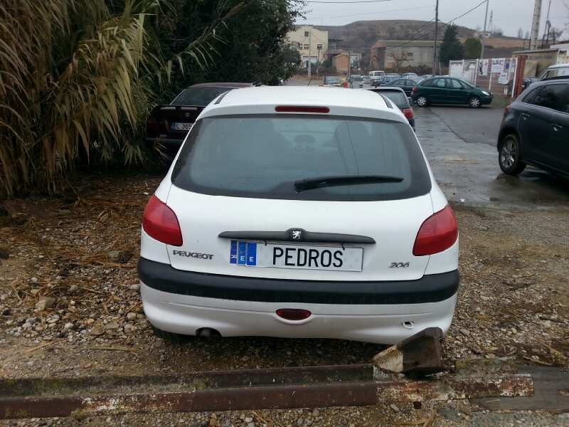 peugeot 206 berlina del año 1999
