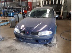 mitsubishi carisma berlina 4 (da0) del año 2000