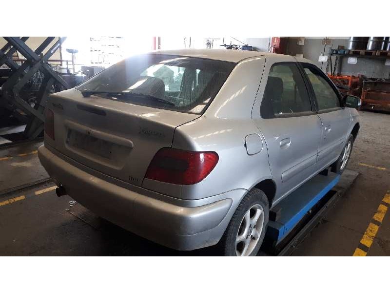 citroën xsara berlina del año 1999