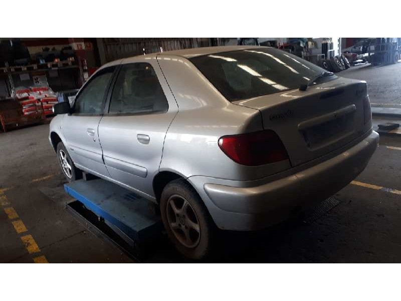 citroën xsara berlina del año 1999