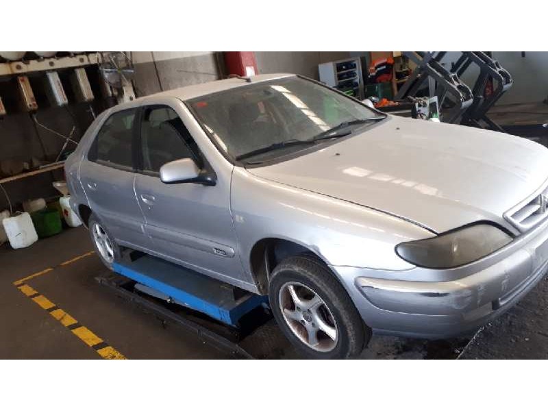 citroën xsara berlina del año 1999