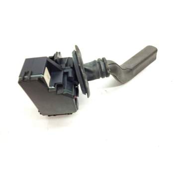 Recambio de mando limpia para volvo s40 berlina 1.8i referencia OEM IAM   