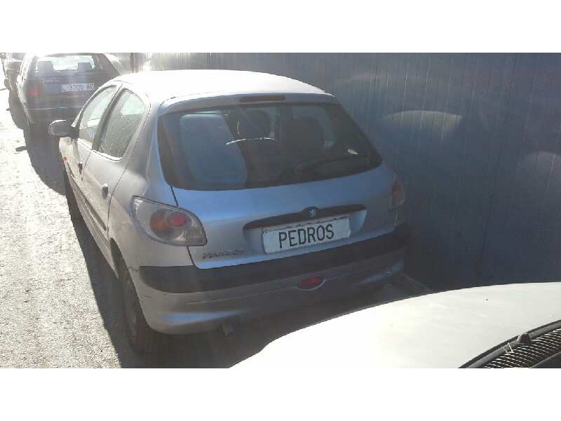 peugeot 206 berlina del año 1999