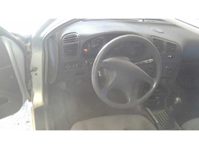 mitsubishi galant berlina (e50) del año 1994