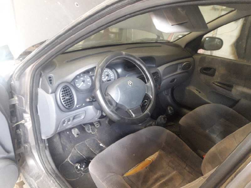 renault megane i fase 2 berlina (ba0) del año 1999