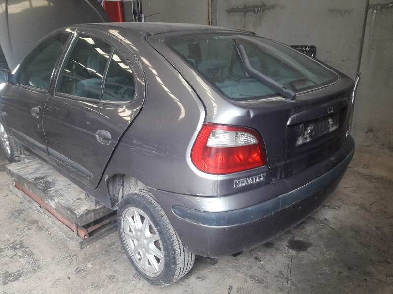 renault megane i fase 2 berlina (ba0) del año 1999