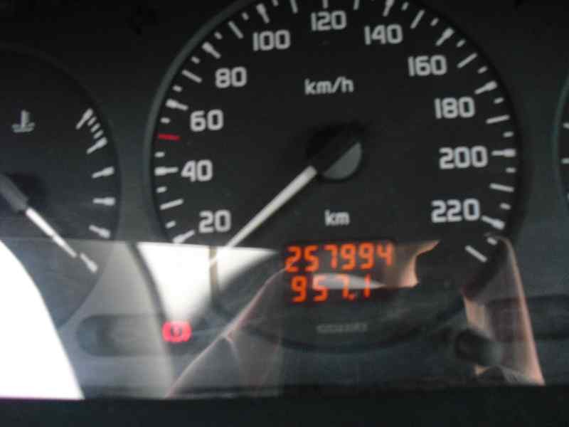 renault megane i berlina hatchback (ba0) del año 1999