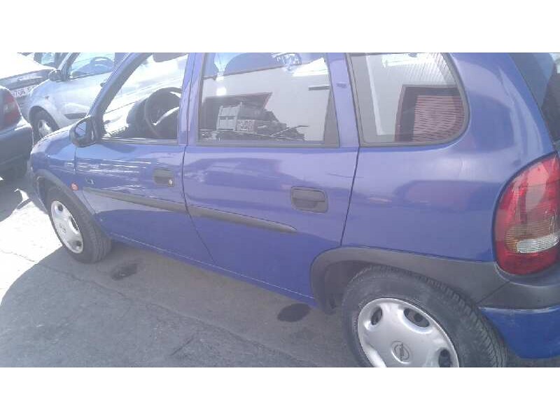 opel corsa b del año 1999