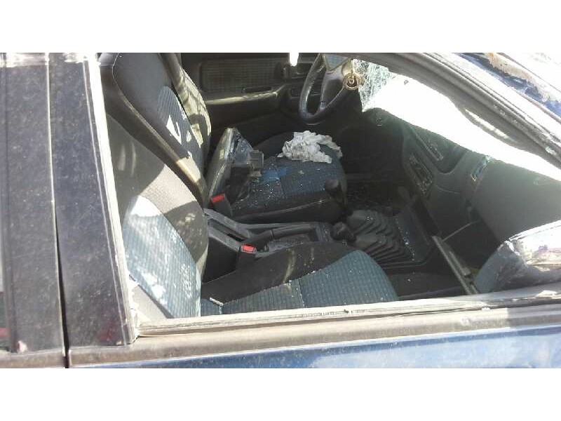 mitsubishi l 200 (k6/7) del año 2000