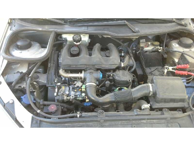 peugeot 206 berlina del año 1999