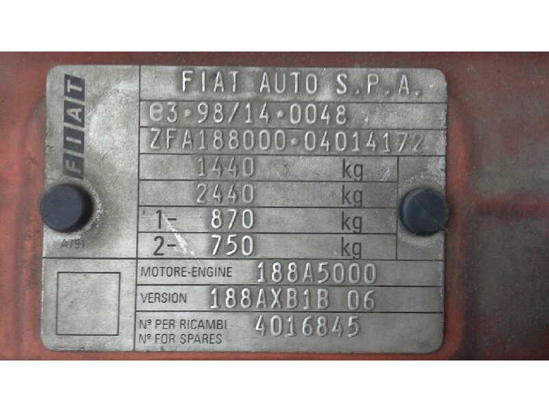 fiat punto berlina (188) del año 2000