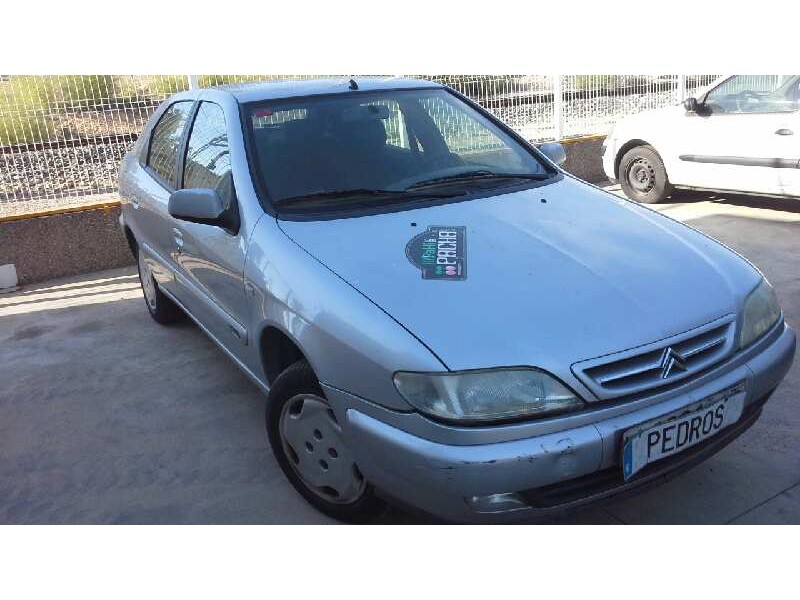 citroën xsara berlina del año 1999