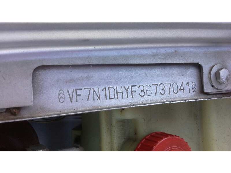 citroën xsara berlina del año 1999