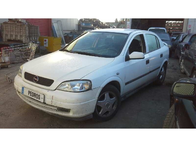 opel astra g berlina del año 1999