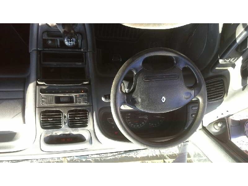 renault laguna (b56) del año 1996