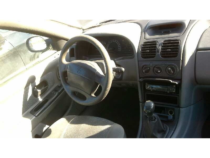 renault laguna (b56) del año 1998