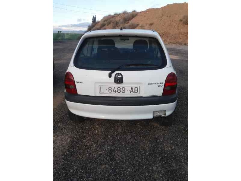 opel corsa b del año 1997