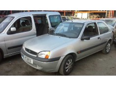 ford fiesta berlina (dx) del año 1999 2