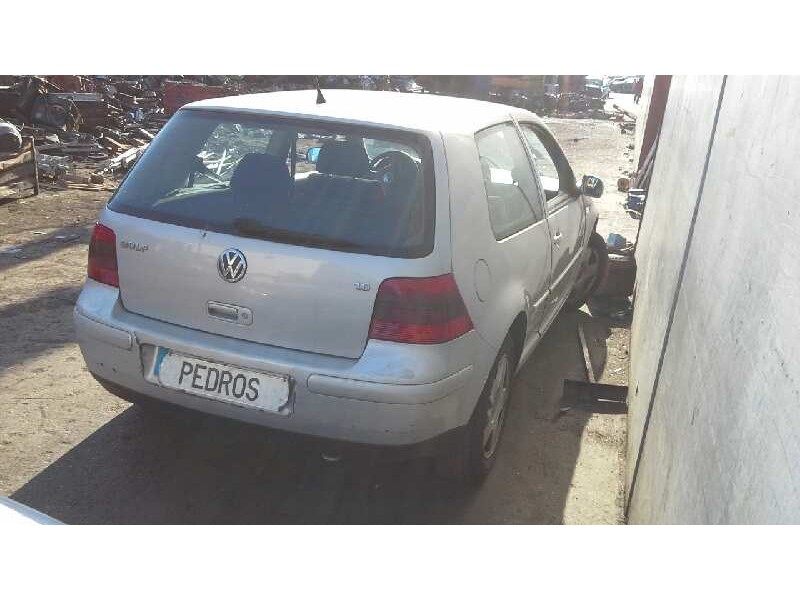 volkswagen golf iv berlina (1j1) del año 2000