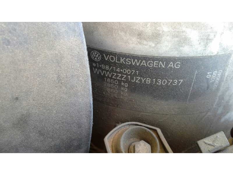 volkswagen golf iv berlina (1j1) del año 2000