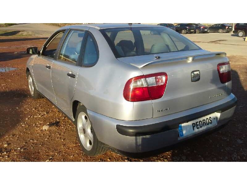 seat cordoba berlina (6k2) del año 2000