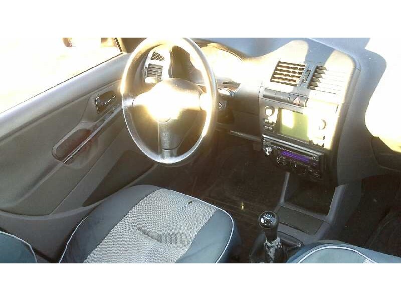 seat cordoba berlina (6k2) del año 2000