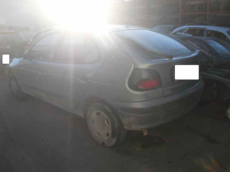 renault megane i berlina hatchback (ba0) del año 1997