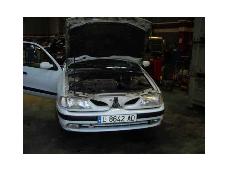 renault megane i berlina hatchback (ba0) del año 1998