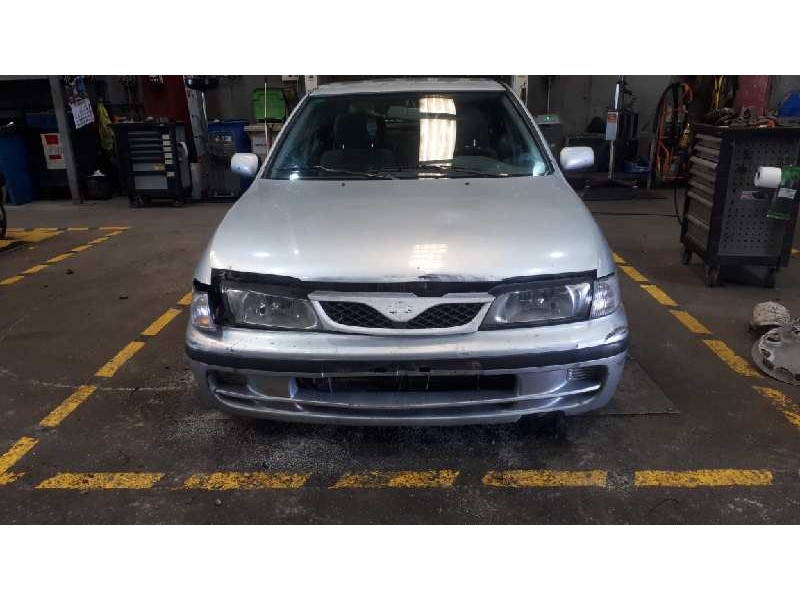 nissan almera (n15) del año 1998