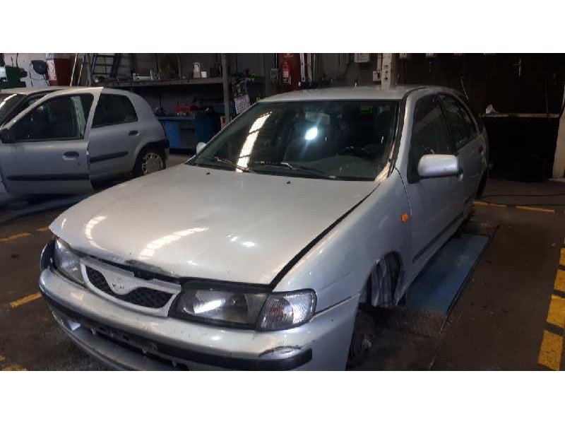 nissan almera (n15) del año 1998