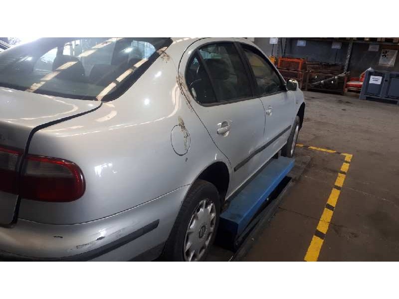 seat toledo (1m2) del año 1999