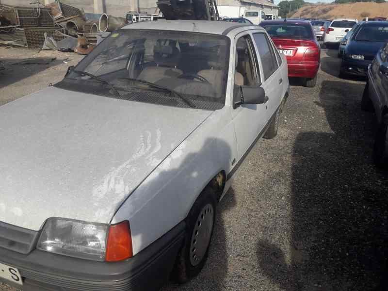 opel kadett e del año 1990