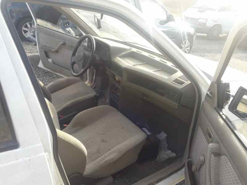 opel kadett e del año 1990