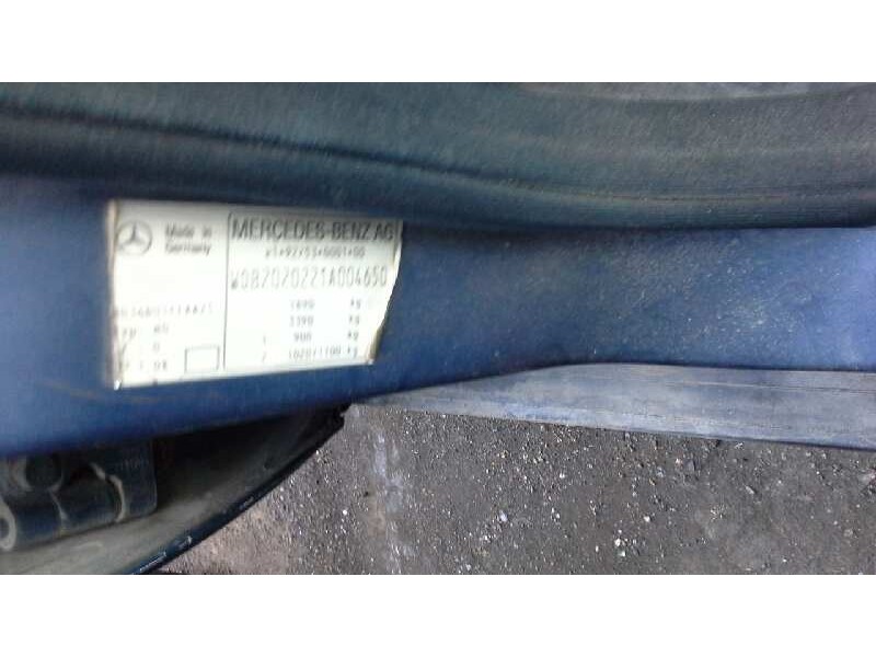 mercedes-benz clase c (w202) berlina del año 1993