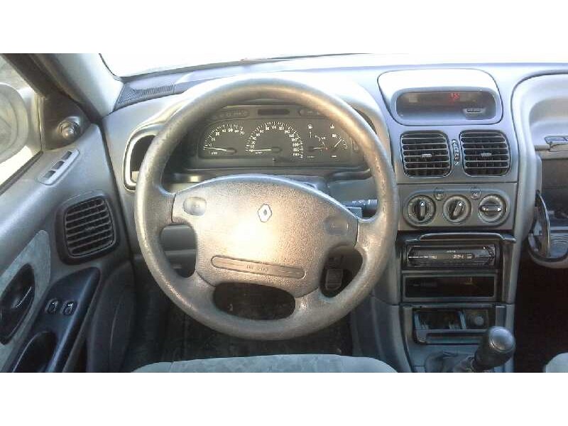 renault laguna (b56) del año 1998