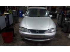 opel vectra b berlina del año 1999