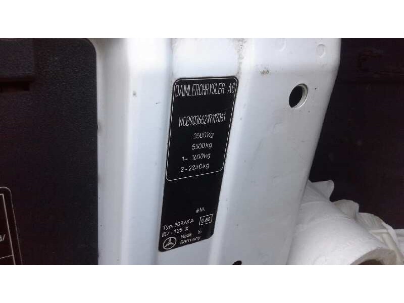 mercedes-benz sprinter 02.00  caja cerrada del año 2000