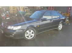 saab 9-5 sedán del año 2000