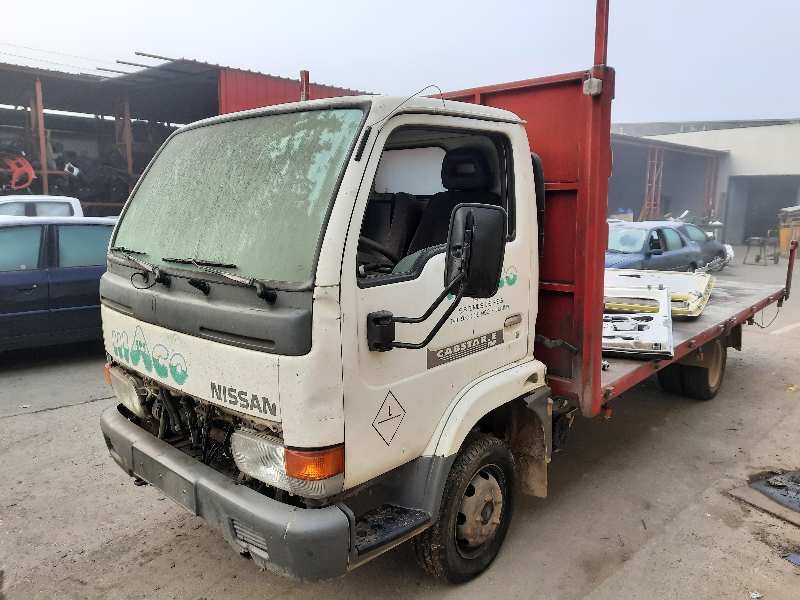 nissan cabstar e del año 2000