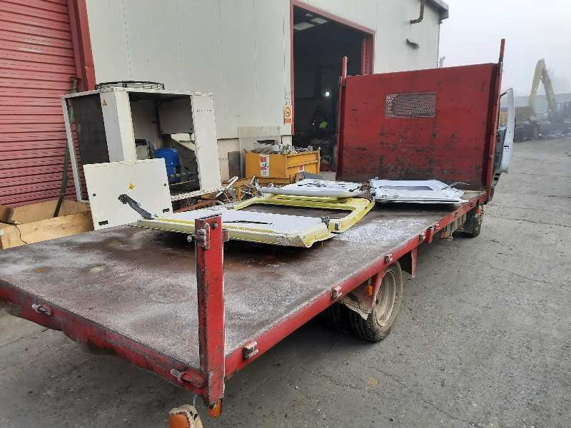 nissan cabstar e del año 2000