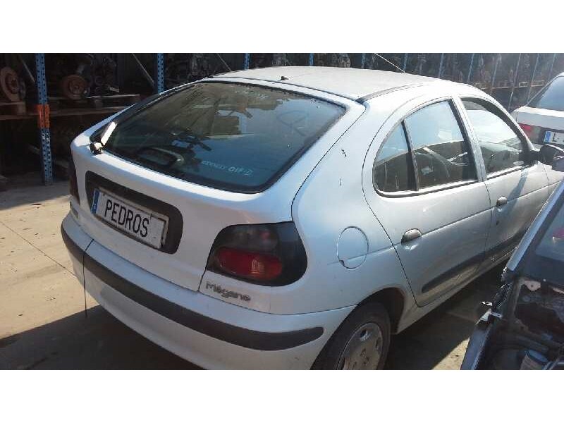 renault megane i berlina hatchback (ba0) del año 1996