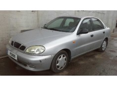 daewoo lanos del año 1999