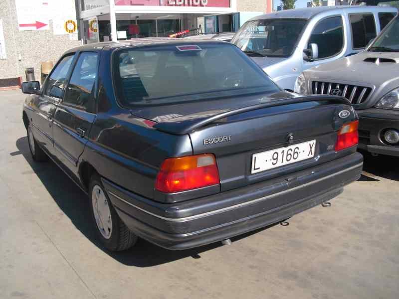 ford escort berlina/turnier del año 1994